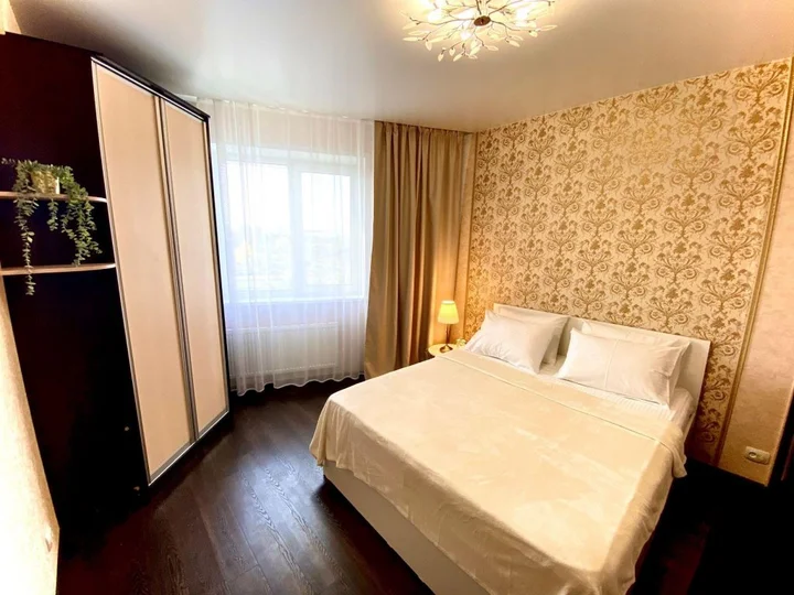 Кемерово: Home Hotel (Хоум Отель) на Притомском 7 корпус 5