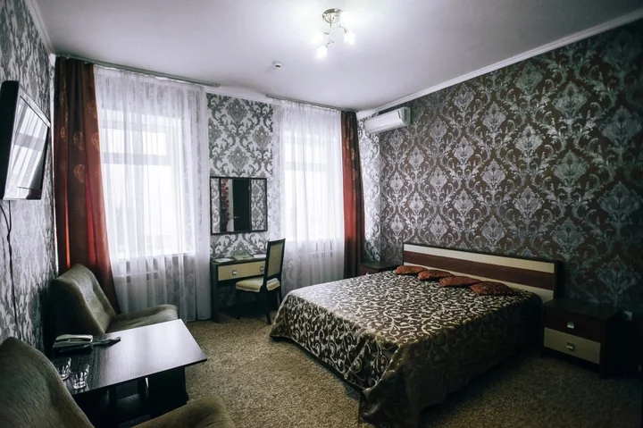 Оренбург: Отель Твой