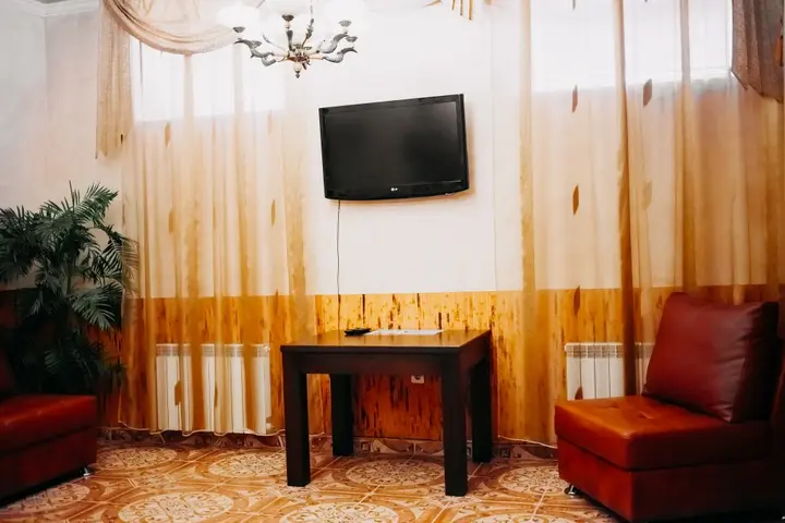 Оренбург: Отель Твой