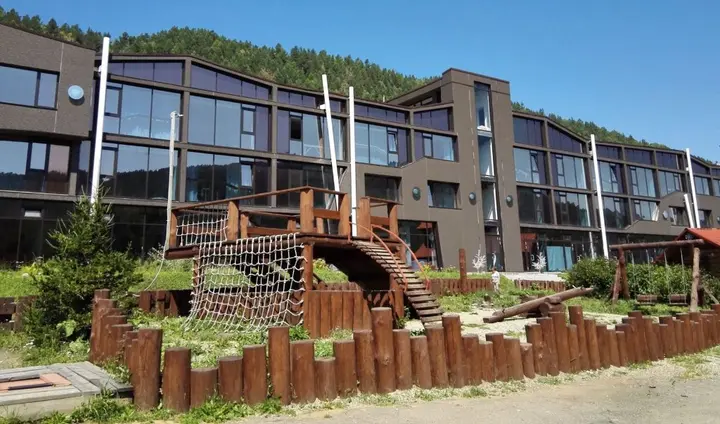 Листвянка: Baikal Hill Residence