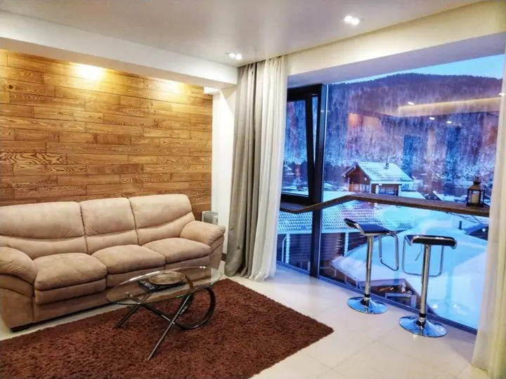 Листвянка: Baikal Hill Residence