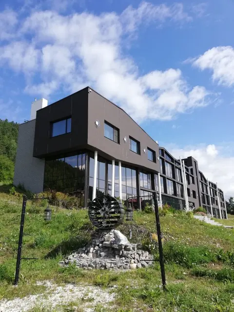 Листвянка: Baikal Hill Residence