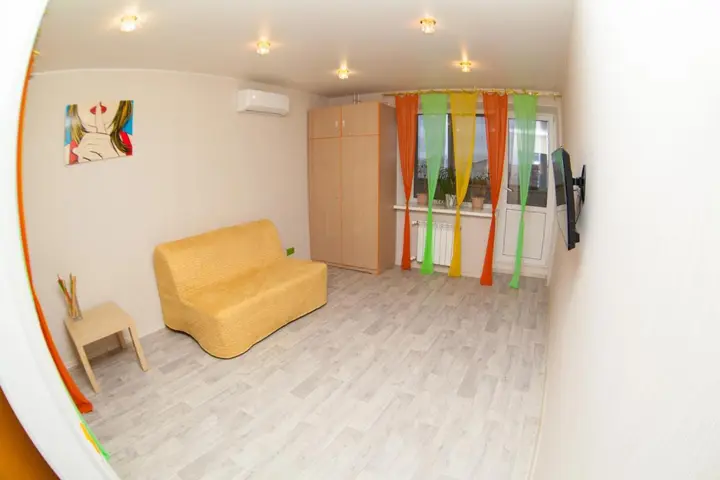 Уфа: Apartment Komsomolskaya 27