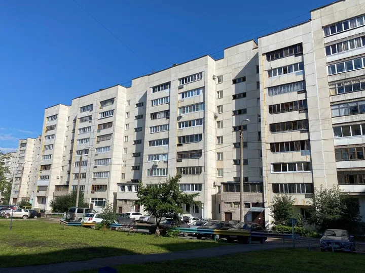 Уфа: Apartment Komsomolskaya 27