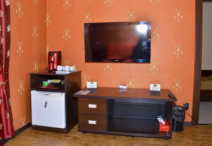 Углегорск: Космос