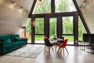 Красный Огорок: Les Holidays