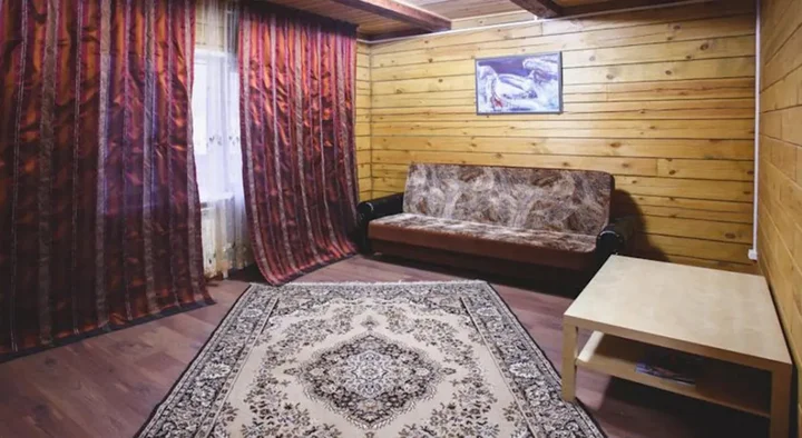 Известковый: Cottage Arjan And Gostevoy