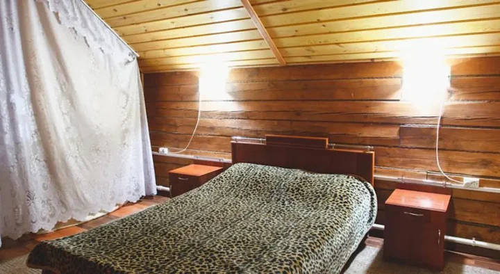 Известковый: Cottage Arjan And Gostevoy