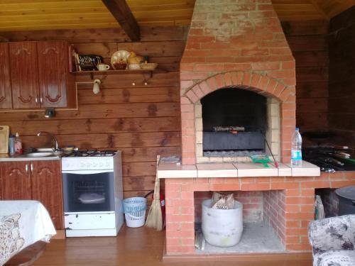 Чепош: Guest house Alteya