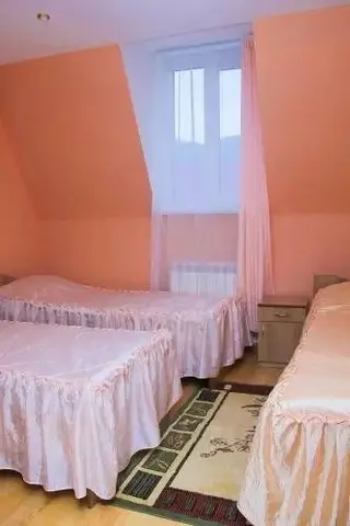 Озёрное: Солнечная Поляна