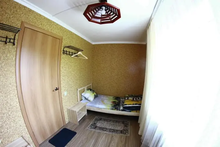 Горно-Алтайск: Кедровый Дом Кочиевских
