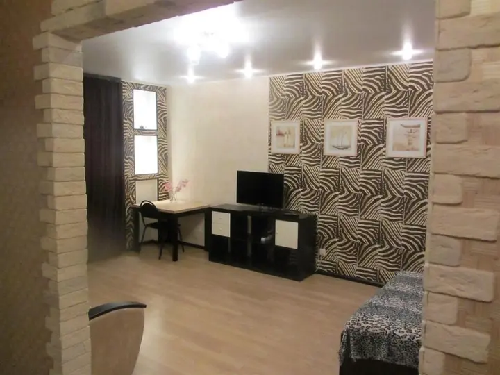 Уфа: Apartment Chernyshevskogo 71/1