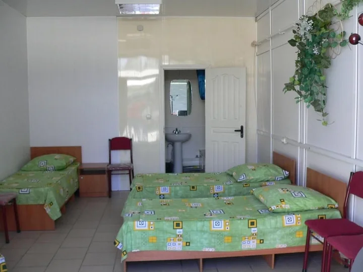 Красный Пахарь: Gostinniy Dvor Krasniy Pahar