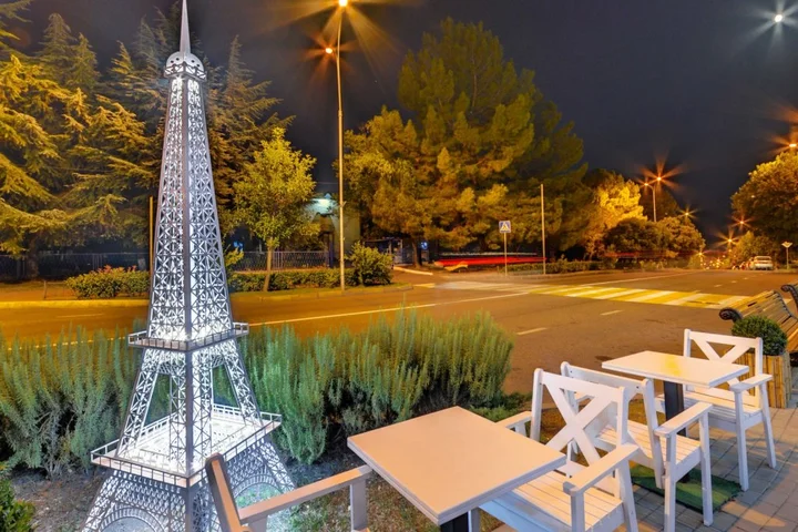 Лазаревское: Bristol Apart Hotel