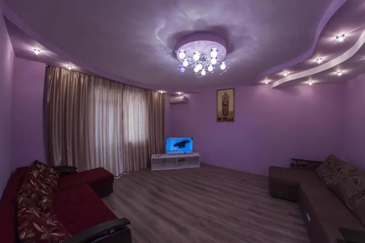 Уфа: Хоум Отель на Бакалинской, 19