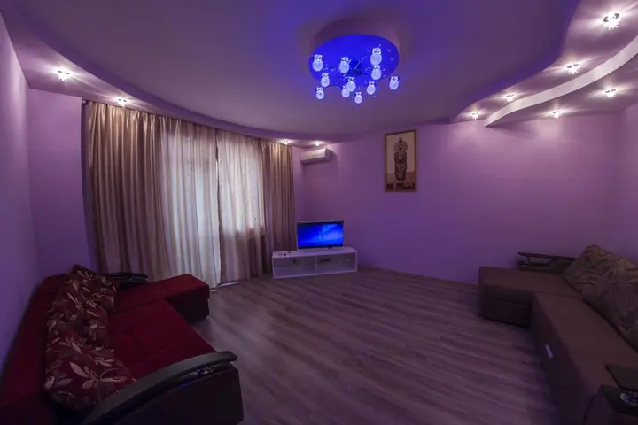 Уфа: Хоум Отель на Бакалинской, 19