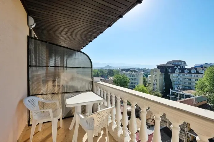 Адлер: Отель Империя