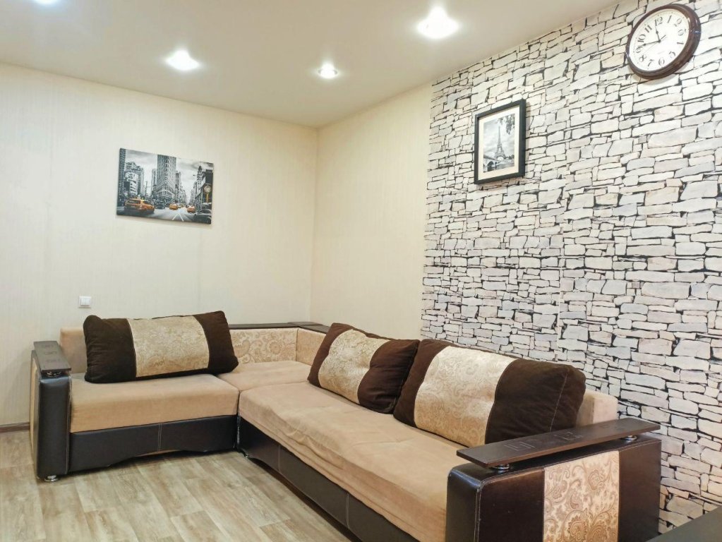 Бердск: Rusdom Sweet Apartments (Русдом Свит) на улице Ленина 23А