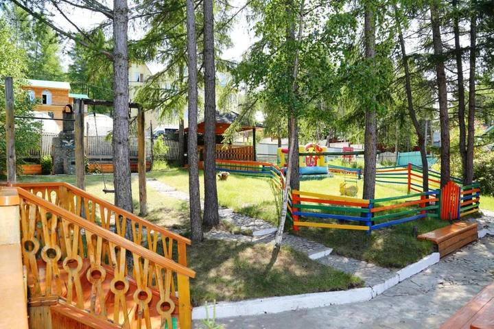 Сухая: Парк-отель Звёздный