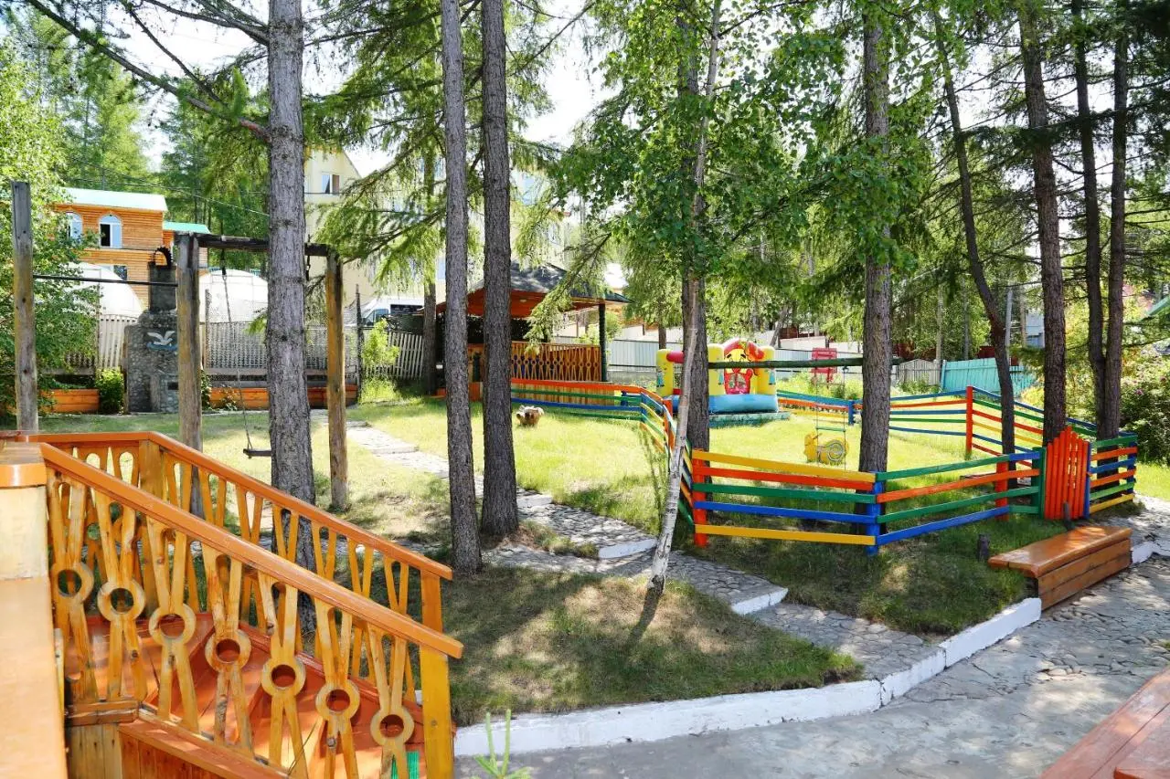 Сухая: Парк-отель Звёздный