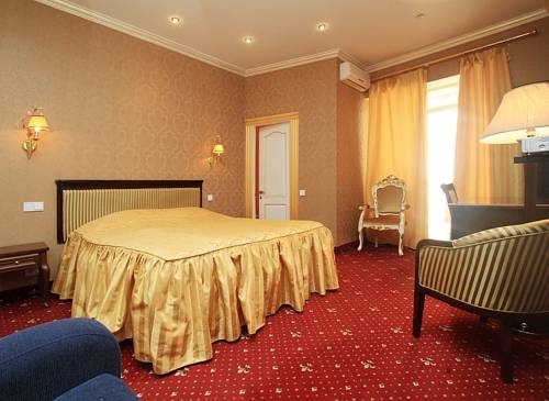 Даниловка: Royal Park Hotel