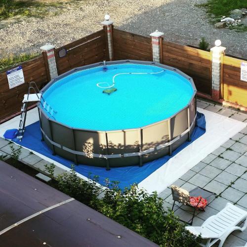 Озёрное: Guest House Krugosvet
