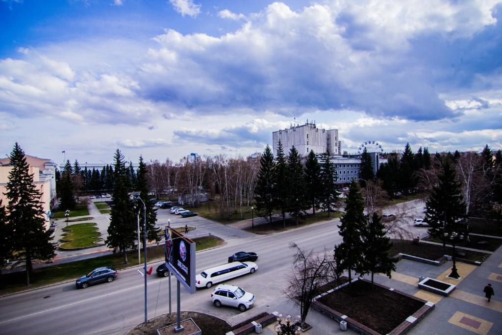 Барнаул: Molodejnaya 28