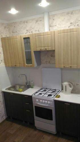 Саратов: Apartment Elektronnaya 11
