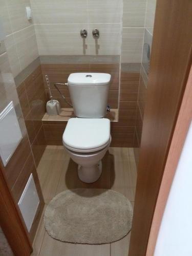 Саратов: Apartment Elektronnaya 11