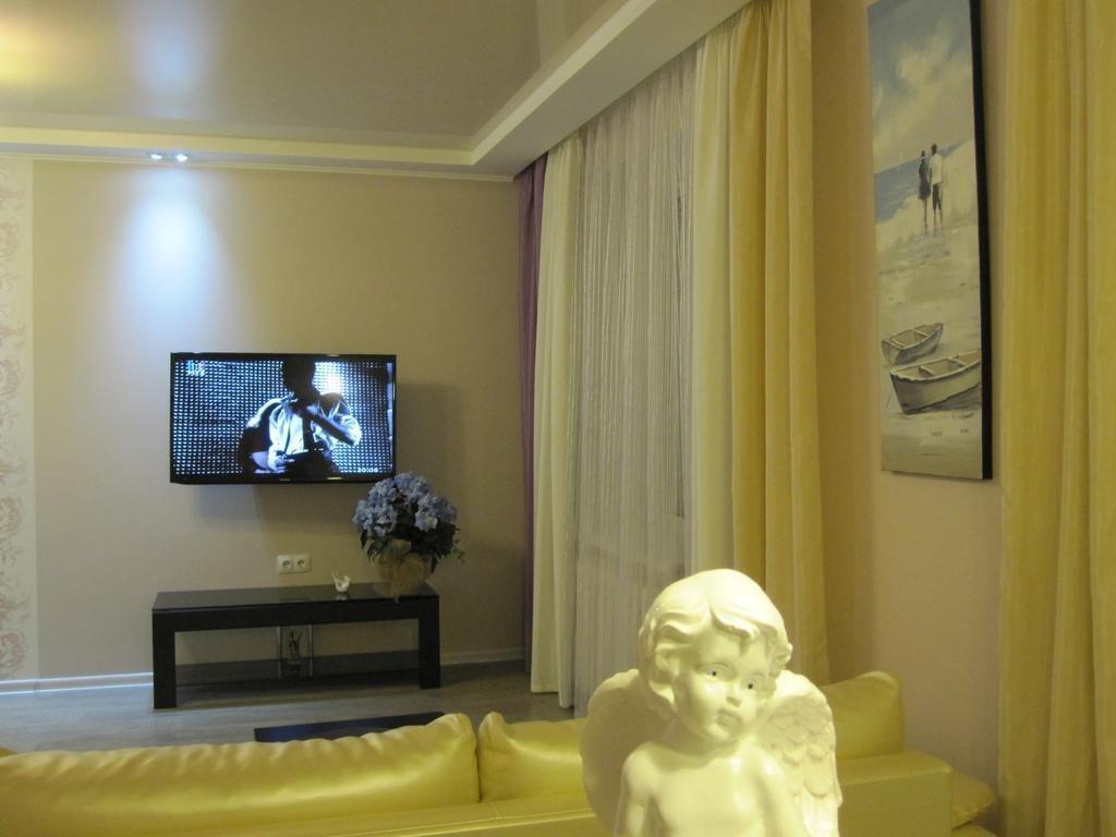 Саратов: Apartments Lugovaya 67, rjadom k-ka Paramonova, Transneft', Jugtransgaz