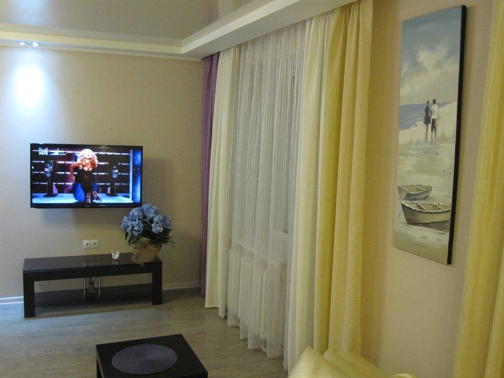 Саратов: Apartments Lugovaya 67, rjadom k-ka Paramonova, Transneft', Jugtransgaz
