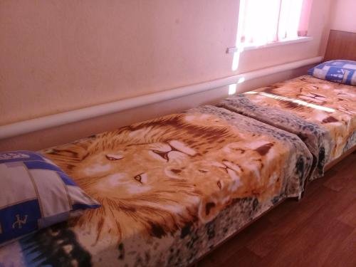 Саратов: Yunas Hotel