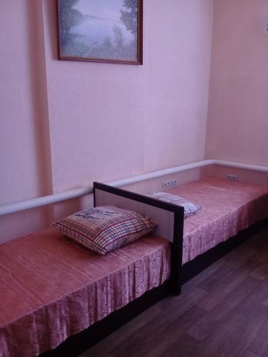 Саратов: Yunas Hotel