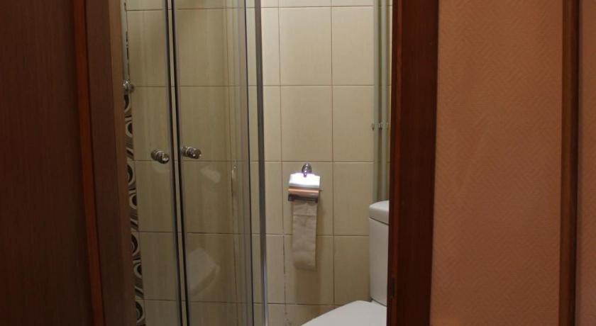 Саратов: Hostel Den' & Noch'