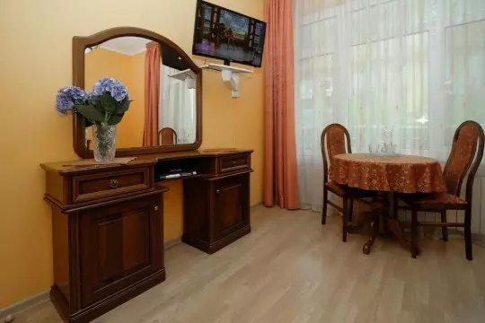 Саратов: Отель Гостиница Лира