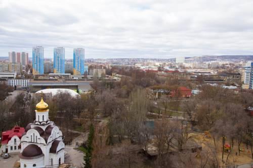Саратов: Огни Саратова на ул. Московская, 134/146