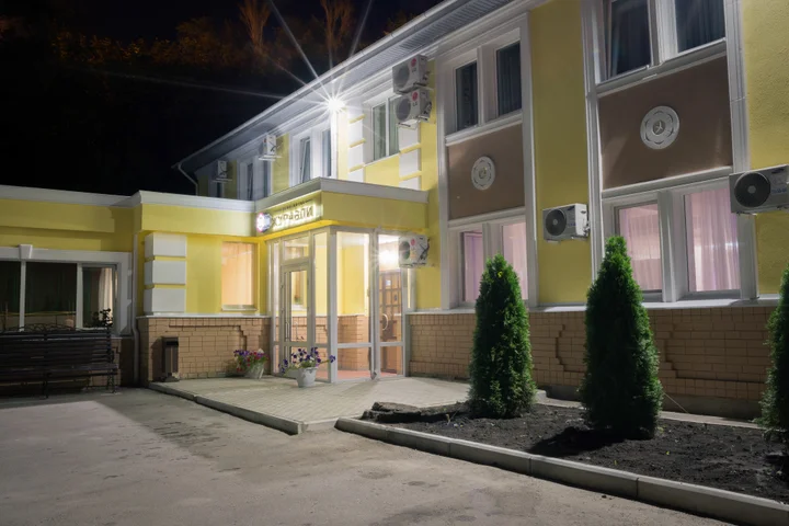 Саратов: Гостевой Дом Журавли