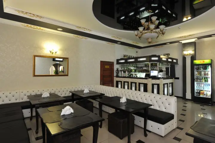 carousel image 4