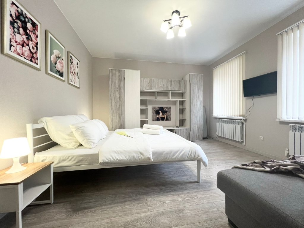 Калуга: Апартаменты на Воронина 24