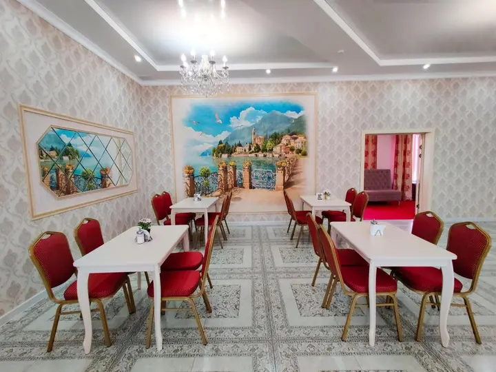 Элиста: Азия
