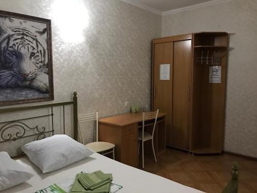 Элиста: Cafe-Hotel 25-iy Chas