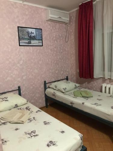 Элиста: Cafe-Hotel 25-iy Chas