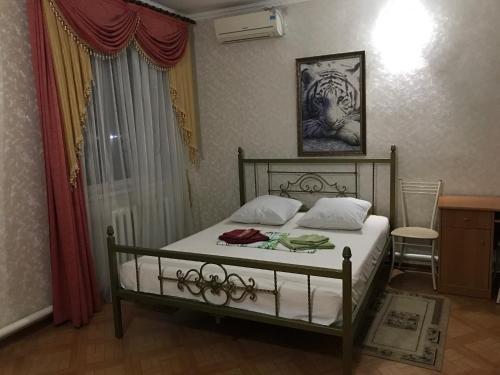 Элиста: Cafe-Hotel 25-iy Chas