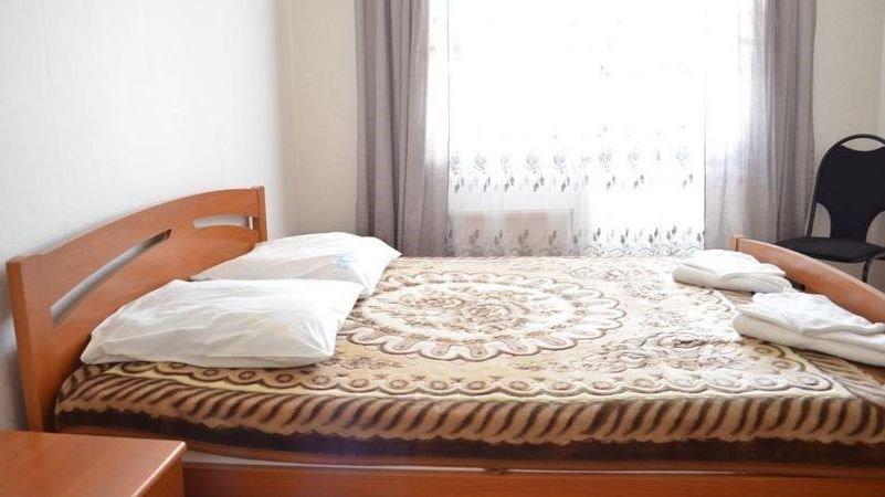 Элиста: Otel' Gorod Shahmat (b. Siti Chess)