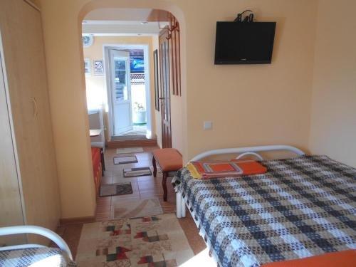 Ейск: Guest house 100%