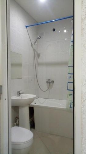 Ейск: Apartment on Pervomayskaya 129