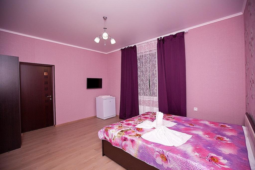 Кабардинка: Avila