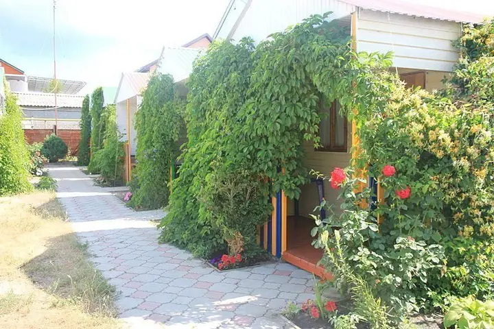 Голубицкая: Baza otdykha Yuzhniy Bereg