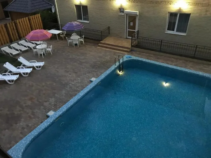 Сукко: Formula Guest House
