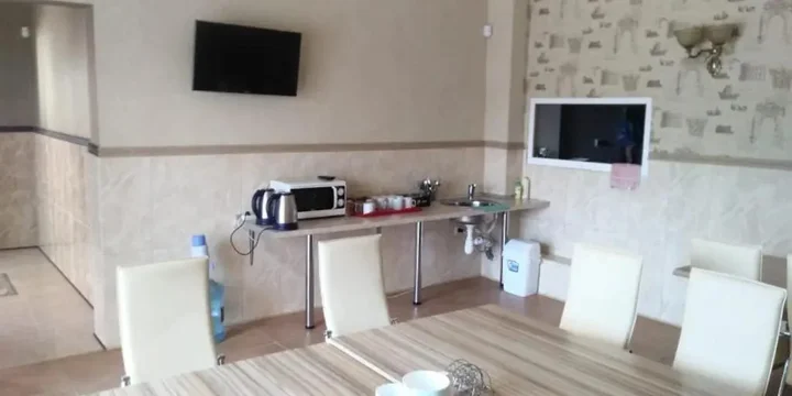 Сукко: Formula Guest House